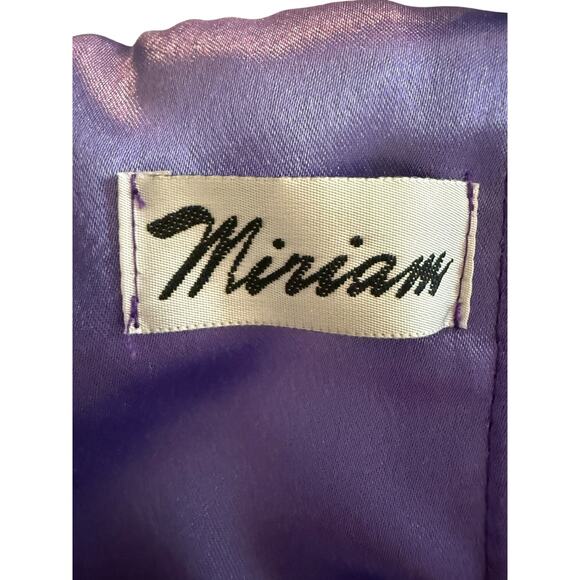 Elegant Purple Floral Embroidered Blouse - Picture 3 of 13